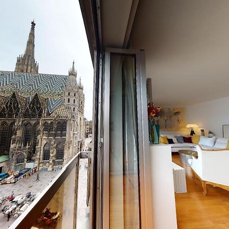 Appartamento Chez Nadou- Exclusiv Loft At St Stephen Cathedral Vienna Esterno foto