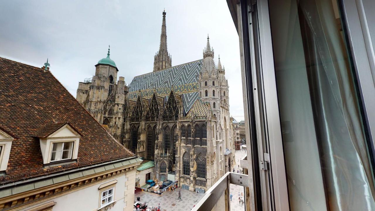 Appartamento Chez Nadou- Exclusiv Loft At St Stephen Cathedral Vienna Esterno foto